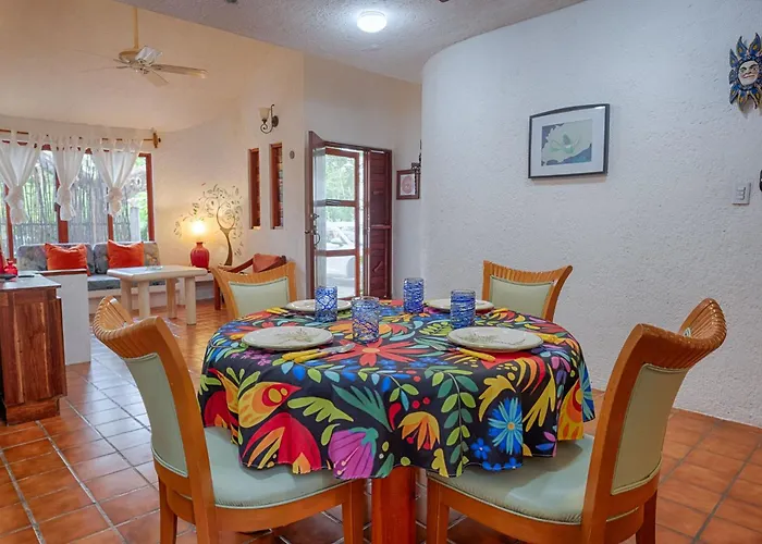 Oceanfront Pool 3 King Beds Villa *