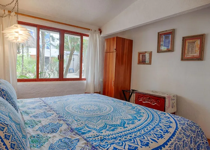 Villa Oceanfront Pool 3 King Beds